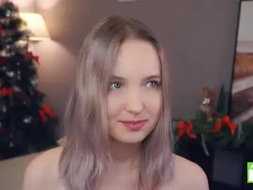 Chaturbate Live Sex Cam of tashinapetitto