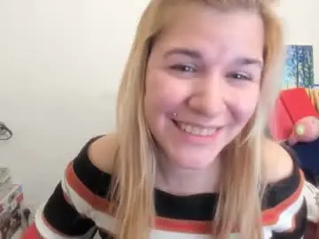 Chaturbate Free Porn Cam of artsyandcraftsy_