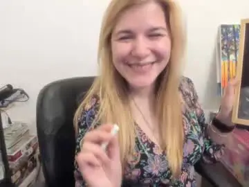 Chaturbate Private Sex Chat of artsyandcraftsy_