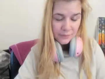 Chaturbate Live Porn of artsyandcraftsy_