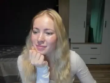 Chaturbate Sex Cam of e___lisa