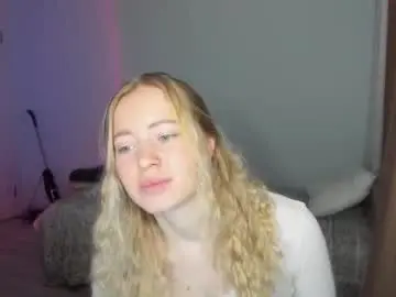 Chaturbate Free Live Porn of e___lisa