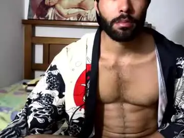 Chaturbate Live Sex Cam of hideonbush051