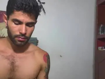 Chaturbate Adult Webcam of hideonbush051