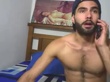 Chaturbate Adult Webcams of hideonbush051