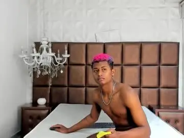 Chaturbate Adult Video Chat of morenitodigno