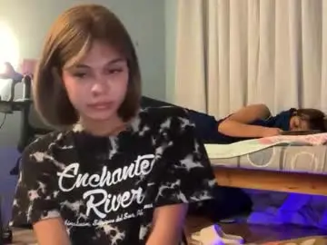 urbbgurl_lynxx from chaturbate