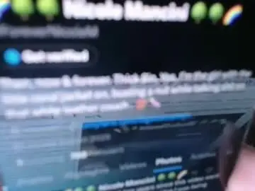 Chaturbate Sex Cam of bigdicktrannynicole