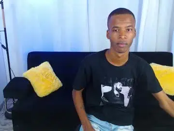 Chaturbate Private Sex Chat of gusy_18