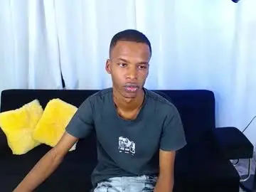 Chaturbate Sex Chat of gusy_18