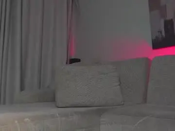 Chaturbate Live Sex Cam of theohawke_