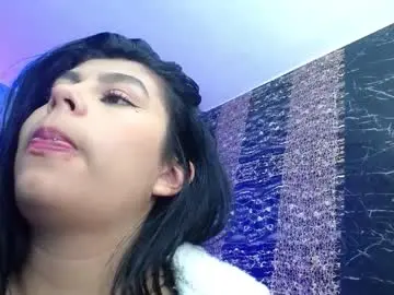 Chaturbate Nude Webcam of emma_petit07