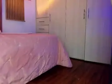 Chaturbate Live Porn of mia_nevaeh