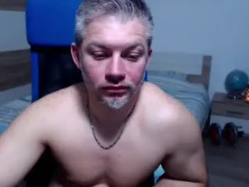 Chaturbate Live Sex Cam of robbyshawz