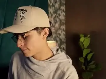 Chaturbate Adult Webcams of aaron_eze