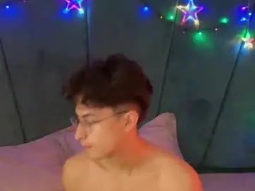 Chaturbate Sex Chat of aaron_eze