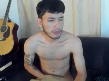 henrik_senn from chaturbate