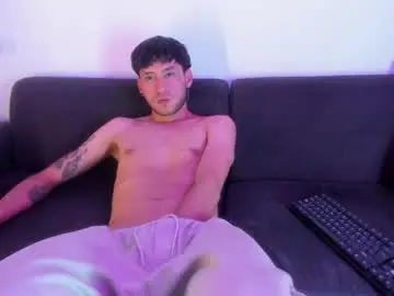 Chaturbate Private Sex Chat of henrik_senn