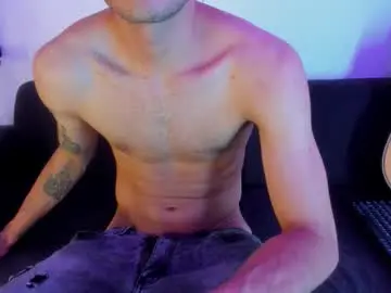 Chaturbate Adult Webcam of henrik_senn