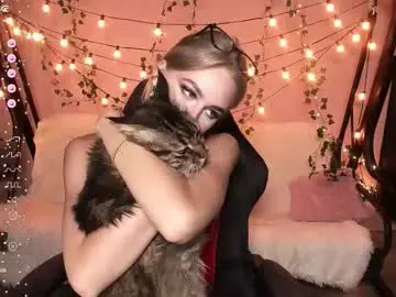 Chaturbate Best live sex cam show of karolinahayes