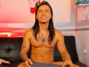 Chaturbate Nude Webcam of latino_boysmiles