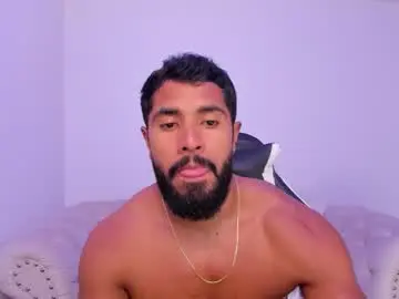 santiago_huntt from chaturbate