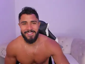 Chaturbate Live Sex of santiago_huntt