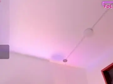 Chaturbate Nude Webcam of aria_moont