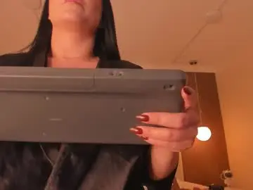 Chaturbate Adult Webcam of aria_moont