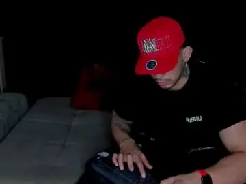 Chaturbate Free Porn Cam of dammianmilleroficial