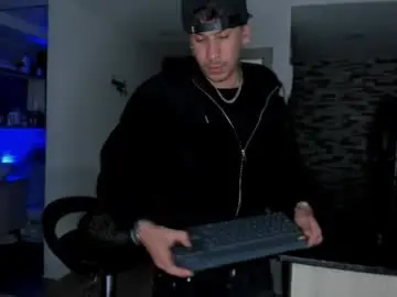 Chaturbate Live Porn of dammianmilleroficial