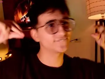 Chaturbate Watch Live Sex Cams of mr_evan1