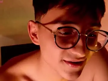 Chaturbate Live Sex of mr_evan1