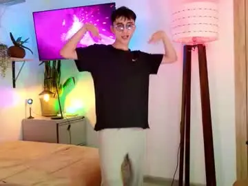 Chaturbate Live Porn of mr_evan1