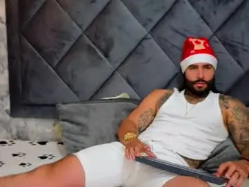 Chaturbate Free Porn Cam of apolo_rousse