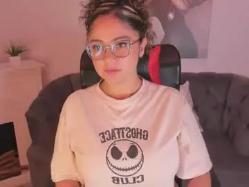 Chaturbate Live Sex Cam of efy_lopez