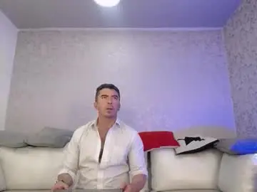 Chaturbate Live Sex Cam of juank_fit45