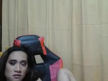 Chaturbate Live Sex of petitebigcock_69