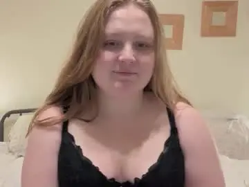 phatassblond from chaturbate