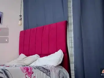 Chaturbate Live Sex Cam of sky_rivers