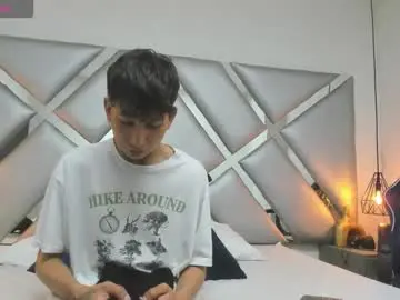 trevordonson_vc from chaturbate