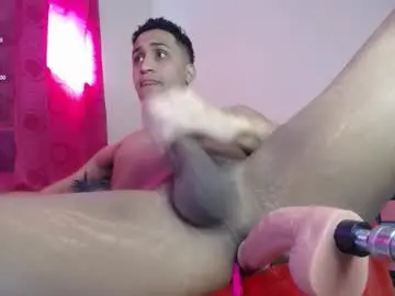 Chaturbate Live Sex Cam of alessandrosavage