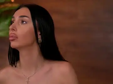 Chaturbate Live Sex Cam of kairaandrews