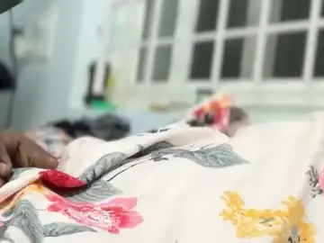 Chaturbate Live Sex Cam of hearthacker4