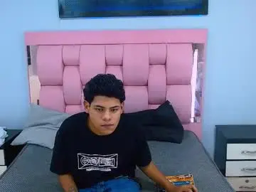 Chaturbate Live Porn of yordi_alpha