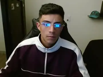 Chaturbate Free Porn Cam of _schnnneider_