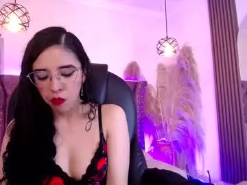 Chaturbate Nude Webcam of amara_davis1