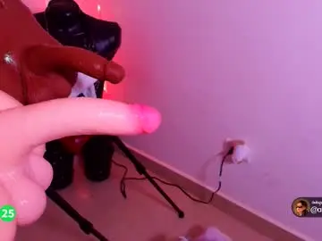 Chaturbate Live Sex Cam of tatiana_monroe