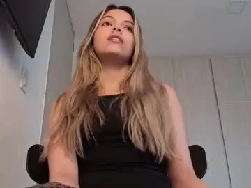 Chaturbate Best live sex cam show of andreau_19