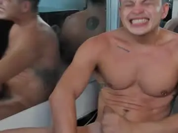 Chaturbate Private Sex Chat of angel_cuervo